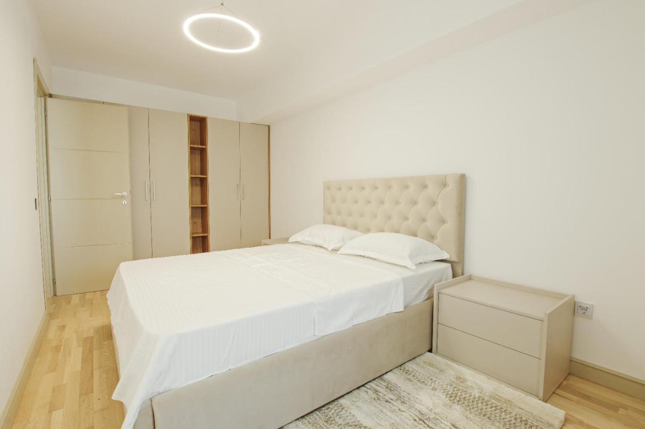 Himson-Beige Apartment Iasi Exterior foto